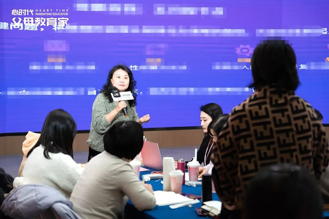 【女性力量中级班】“别在短剧里找爱情,要在现实中修关系!”——连血缘都逃不过“价值交换”,何况爱情?