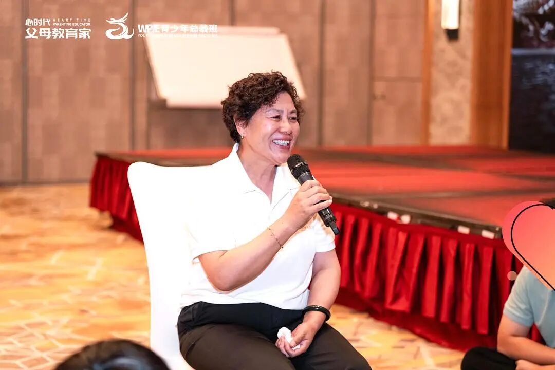 【金麒麟人生导师】冉令梅老师:从一个人偷偷哭到年级进步300名——那个藏在“乖”背后的女孩,终于被真正看见了!