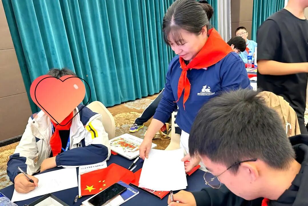 【金麒麟人生导师】冯方瑜老师:“从追星迷妹到年级黑马,一场双向奔赴的成长救赎!”