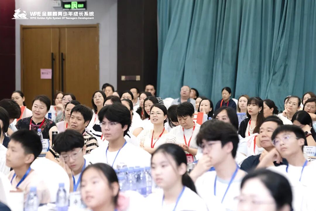 儿子3000米体测跑吐,我却只夸他坚强:直到学会王纪琼院长的“接话技术”后,我才意识到......