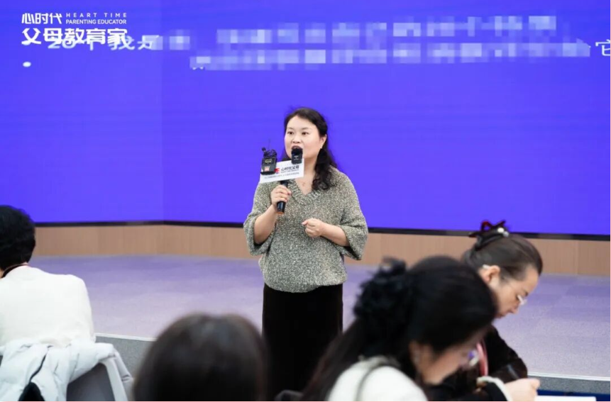 孩子提条件,父母如何才能不被拿捏?文聪老师:“亲子博弈,谁急着谈判,谁就输了!”