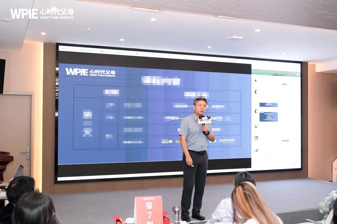 高二孩子考100多分,妈妈想让他复读高一?王克老师:“千万别回头!”