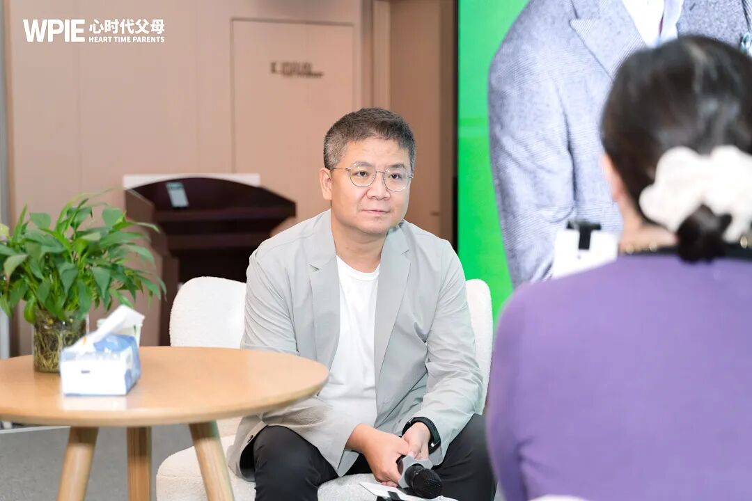 高二孩子考100多分,妈妈想让他复读高一?王克老师:“千万别回头!”