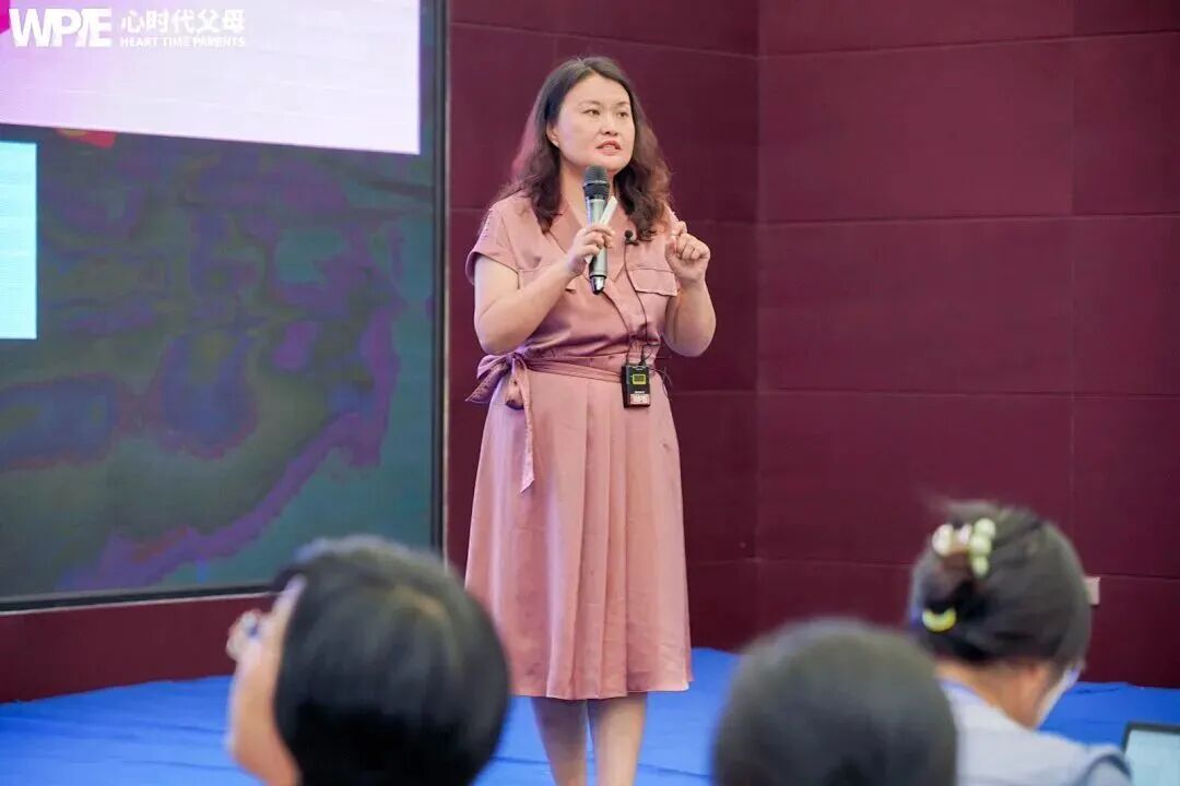 “我该不该安慰处于低谷中的前男友?”文聪老师:“如果只是心软,就别再靠近!”