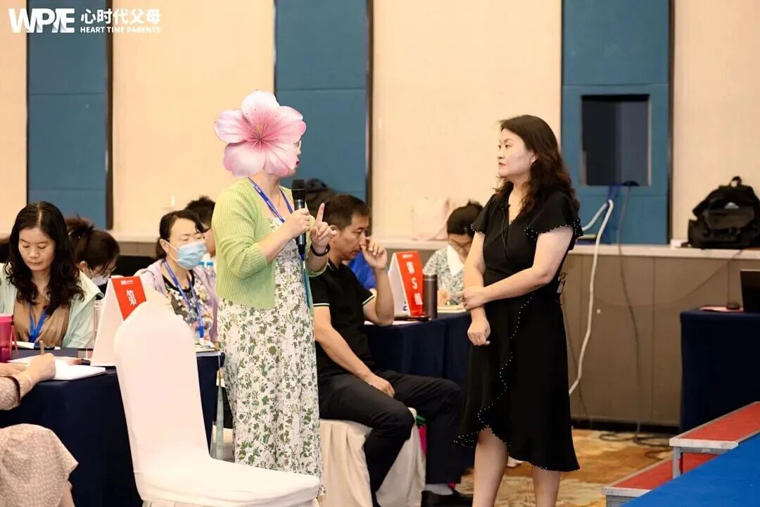 “我该不该安慰处于低谷中的前男友?”文聪老师:“如果只是心软,就别再靠近!”